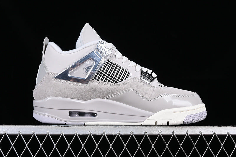 AIR JORDAN 4 RETRO FROZEN MOMENTS WHITE/GREY/SILVER