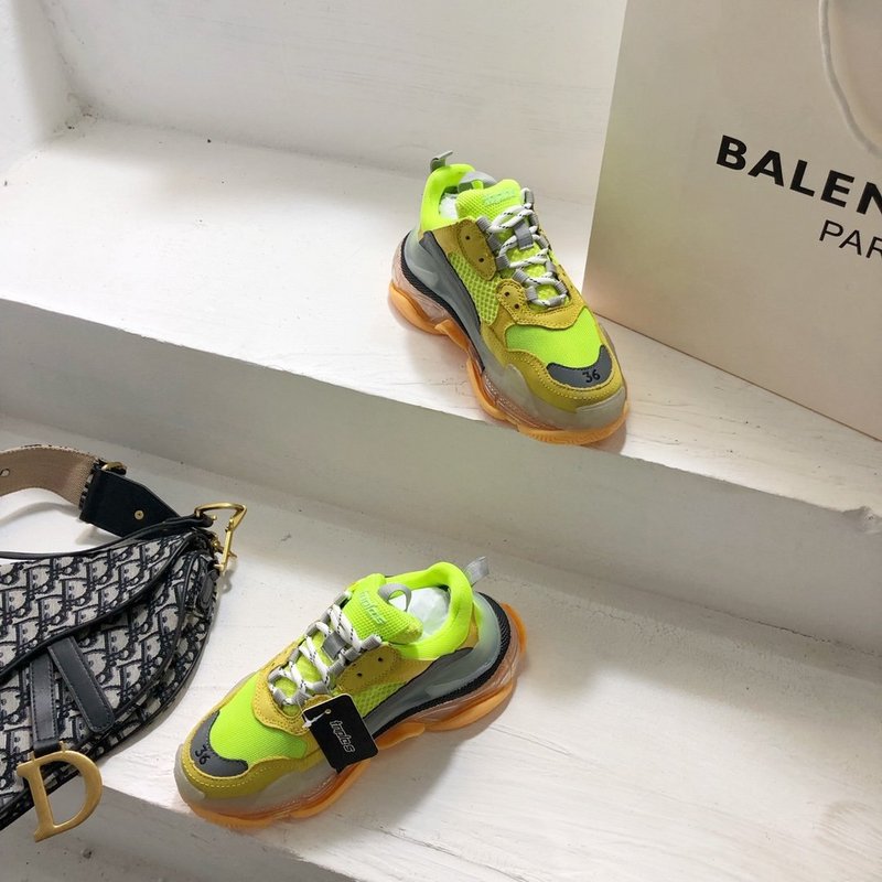 Balenciaga Triple S