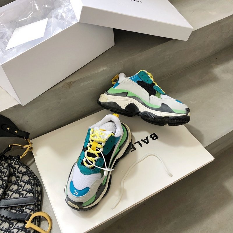 Balenciaga Triple S