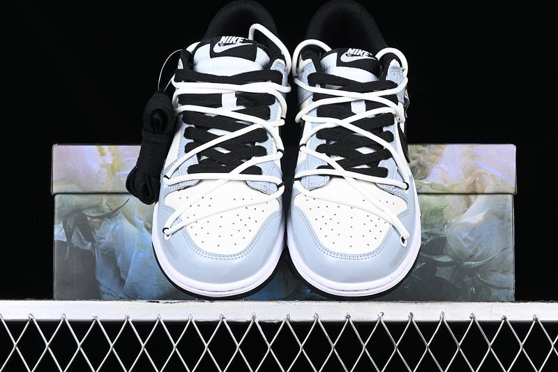 DUNK LOW WHITE/BLACK BLUE