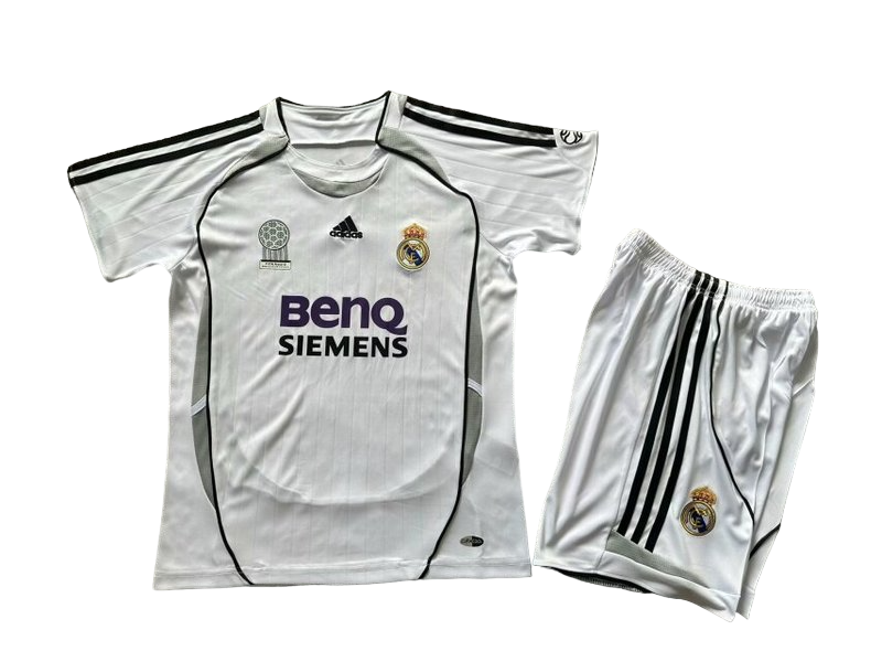 Kit Bambino - Real Madrid Vintage 06/07