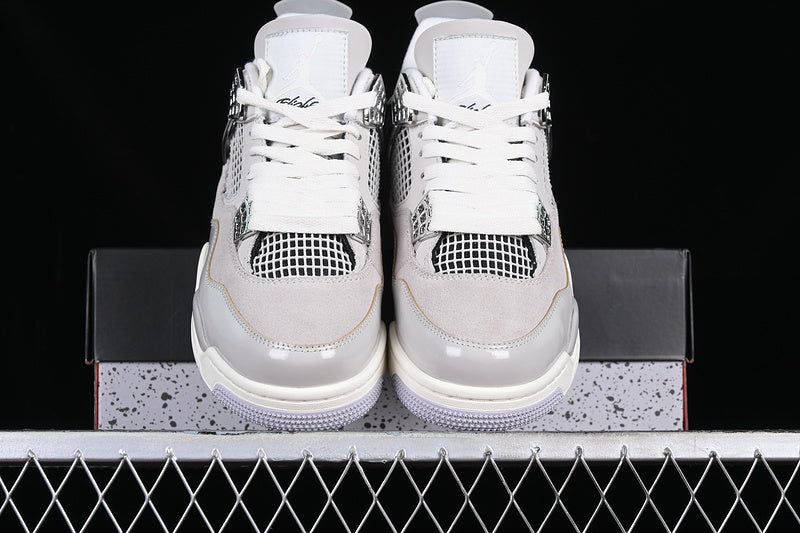 AIR JORDAN 4 RETRO FROZEN MOMENTS WHITE/GREY/SILVER