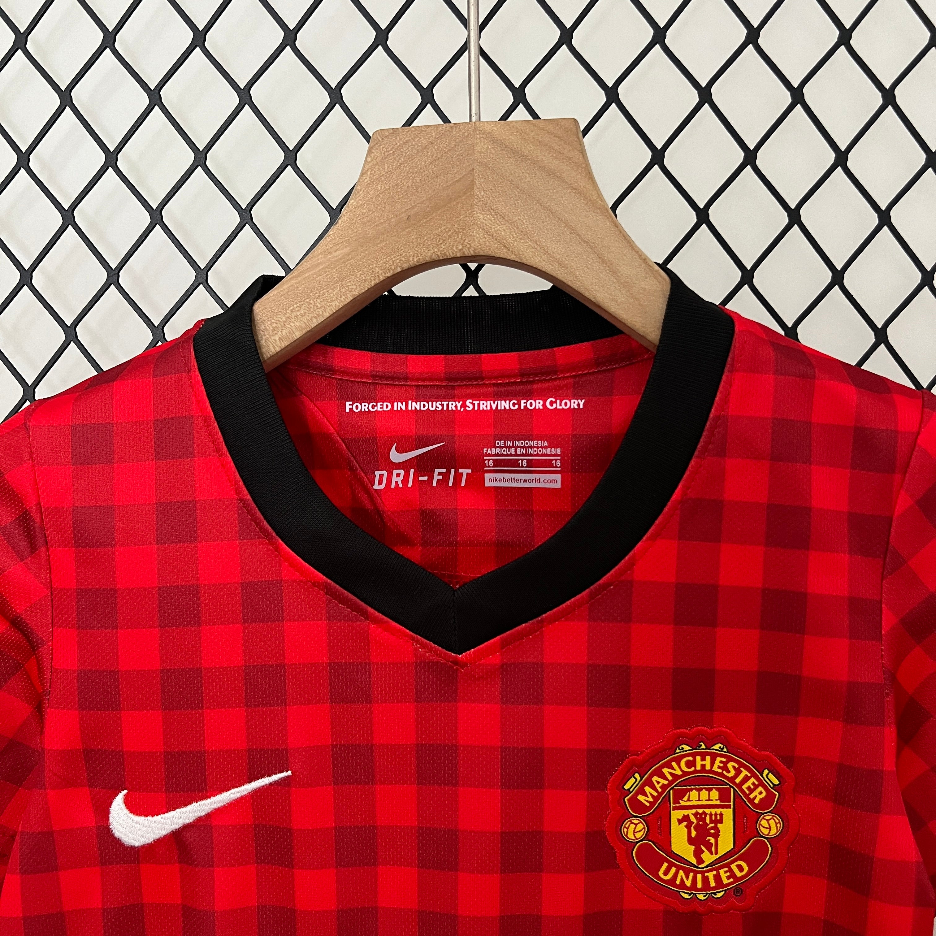 Kit Bambino - Manchester United 12/13