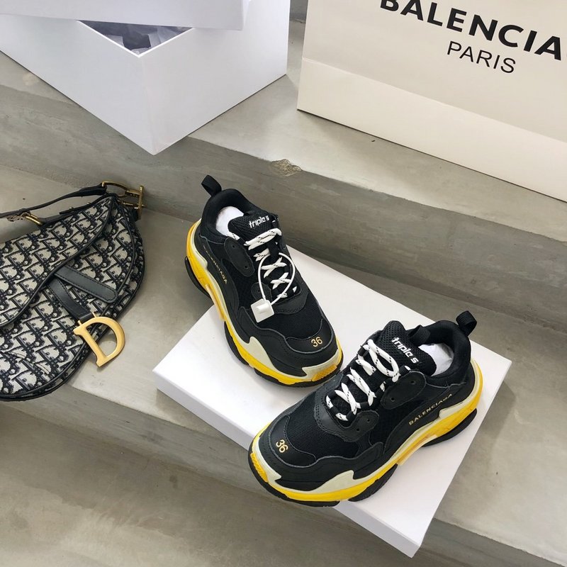 Balenciaga Triple S