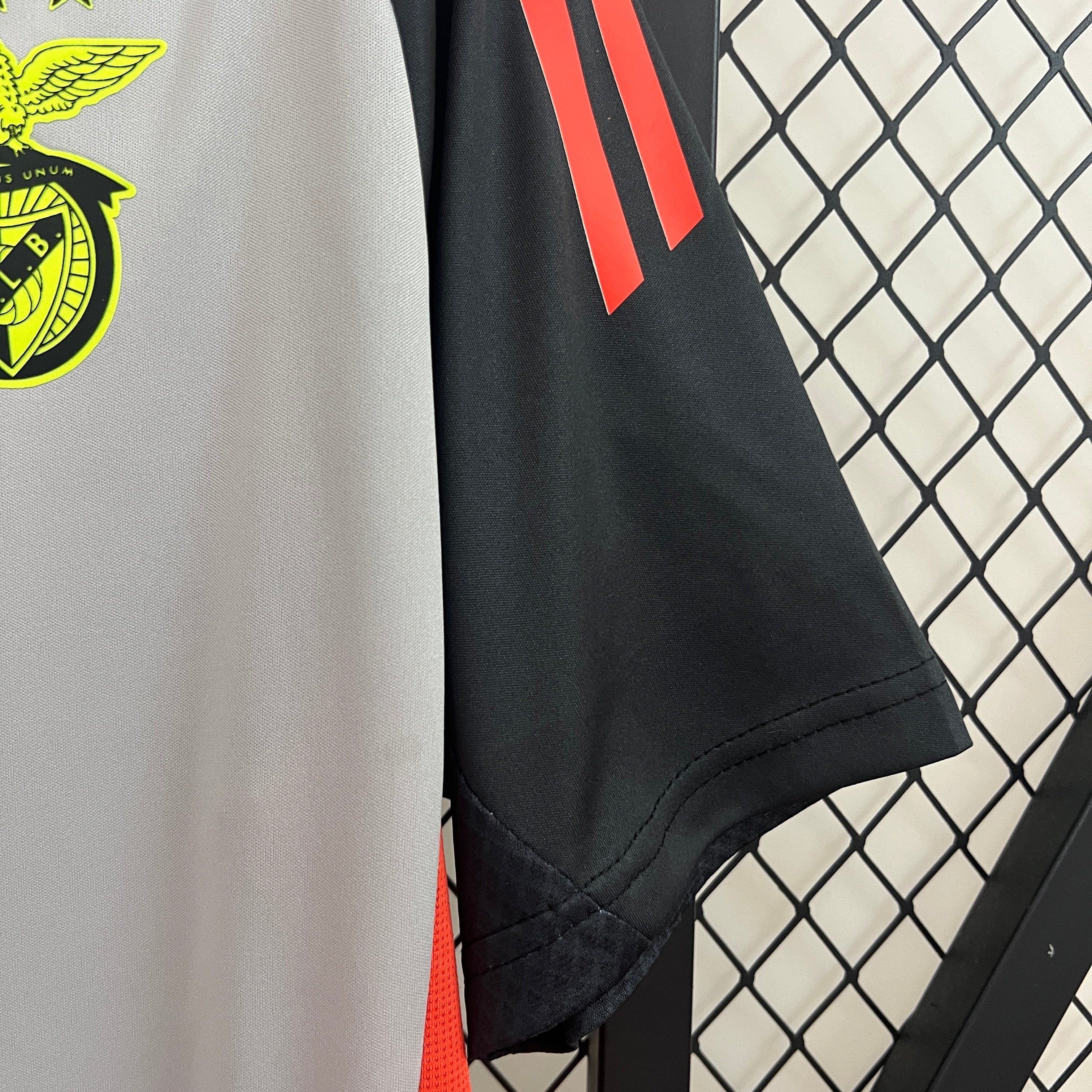 Benfica - 24/25 Training Shirt