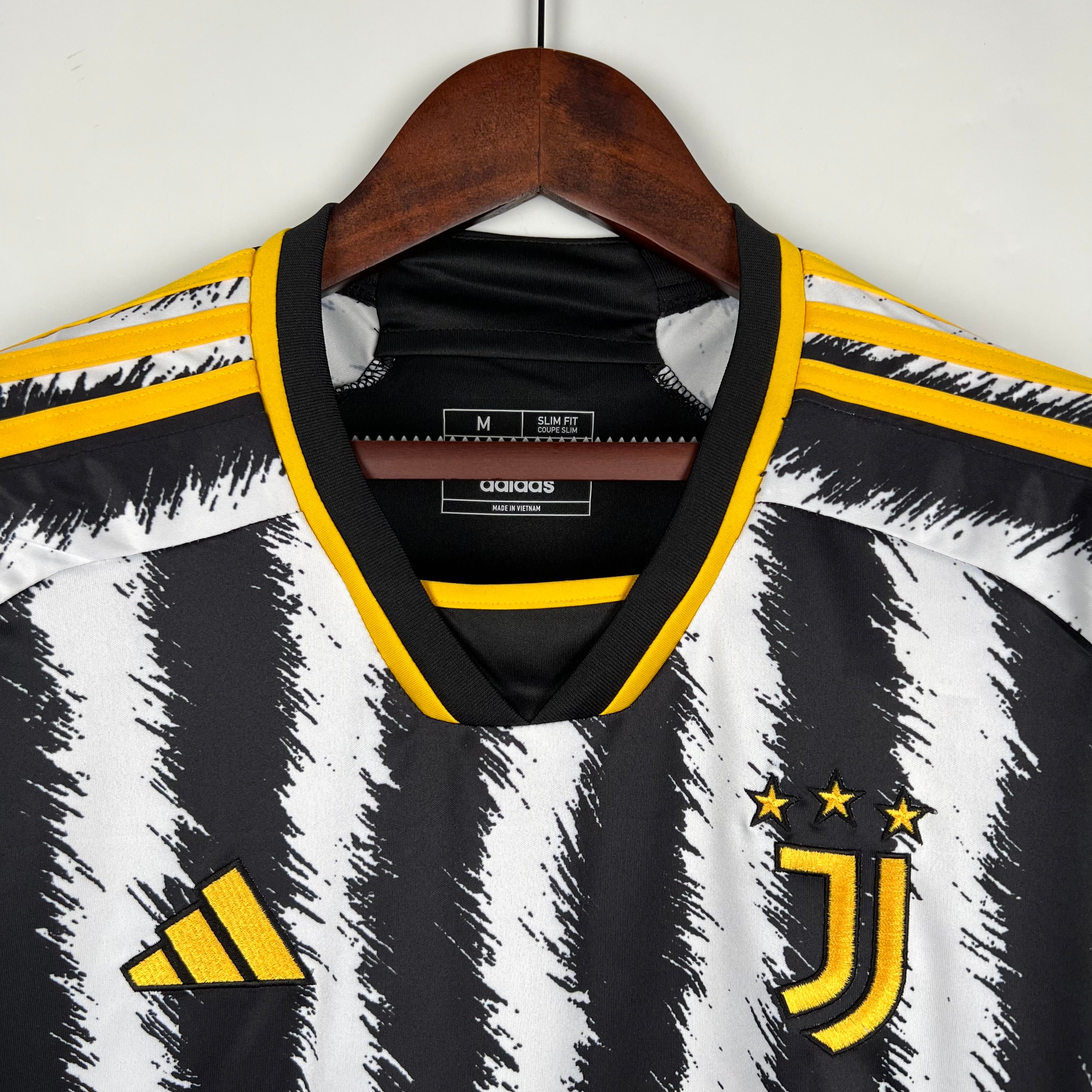 Juventus - 23/24 Vintage