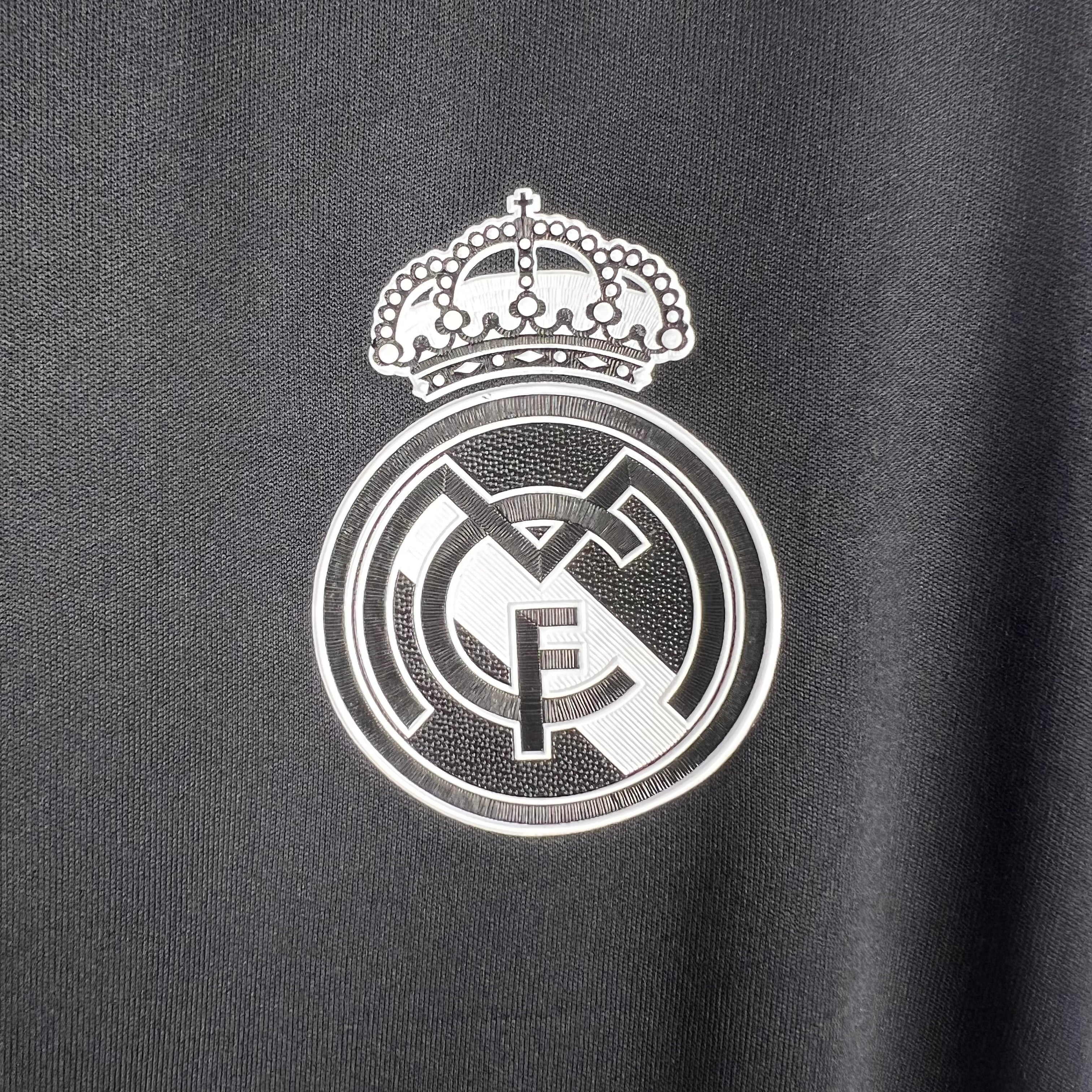 Real Madrid - 16/17 Vintage