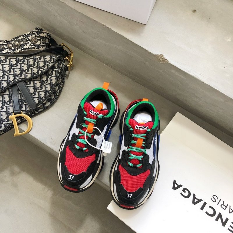 Balenciaga Triple S