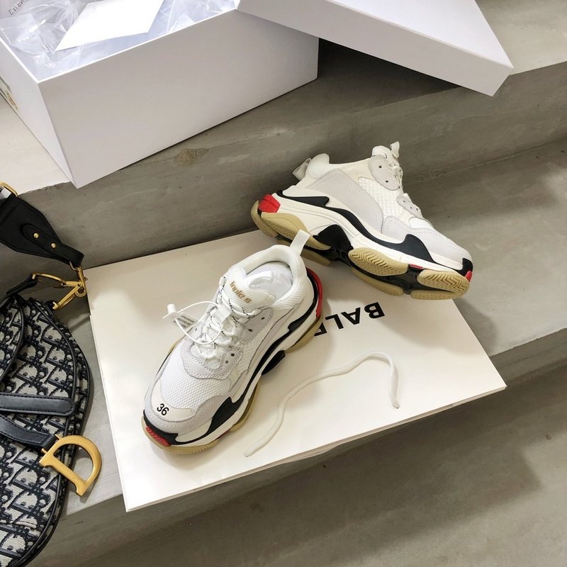 Balenciaga Triple S