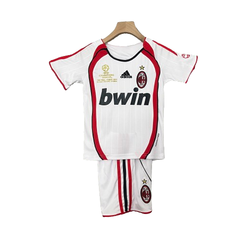 Kit Bambino - Milan UCL Vintage 06/07