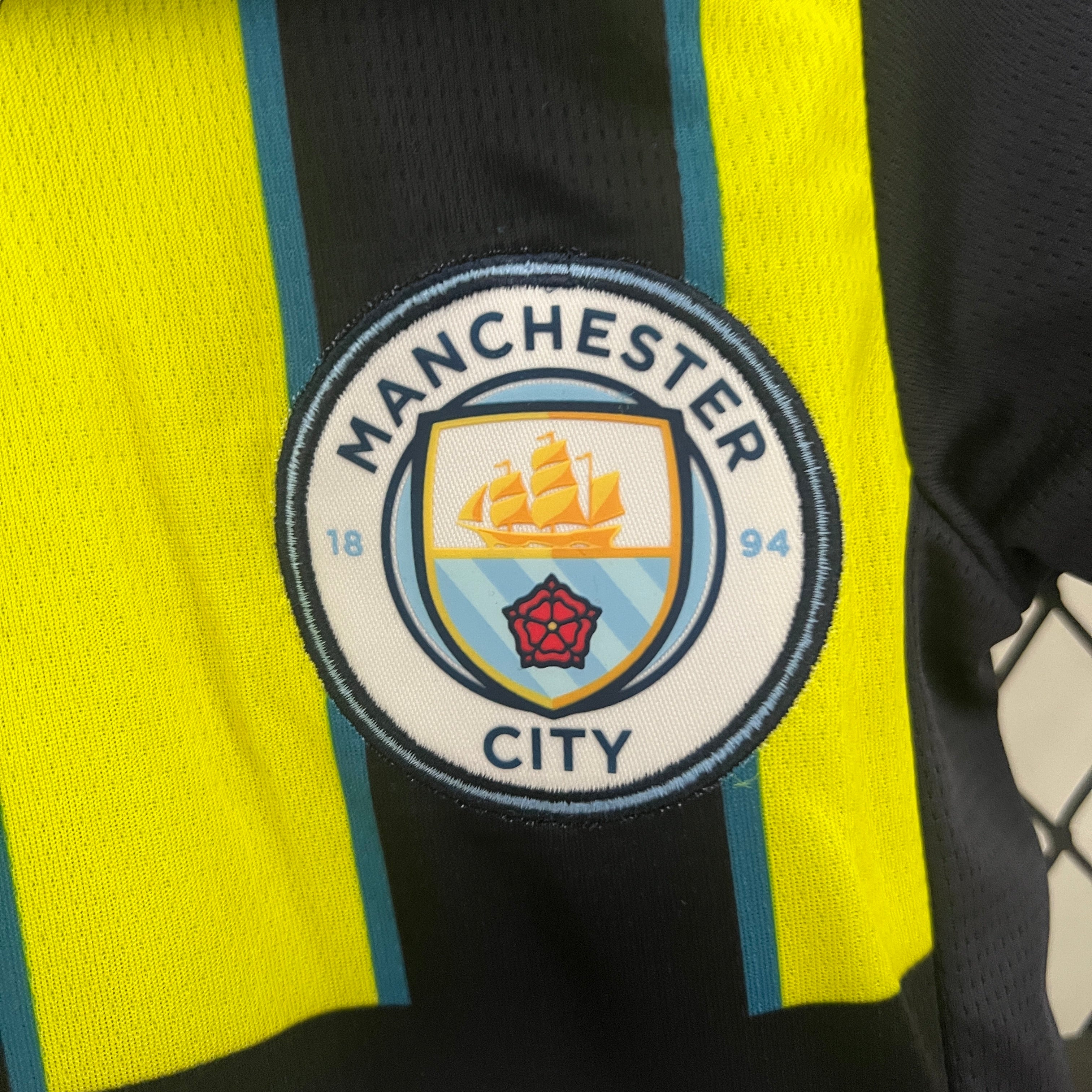 Kids Kit - Manchester City Third 23/24