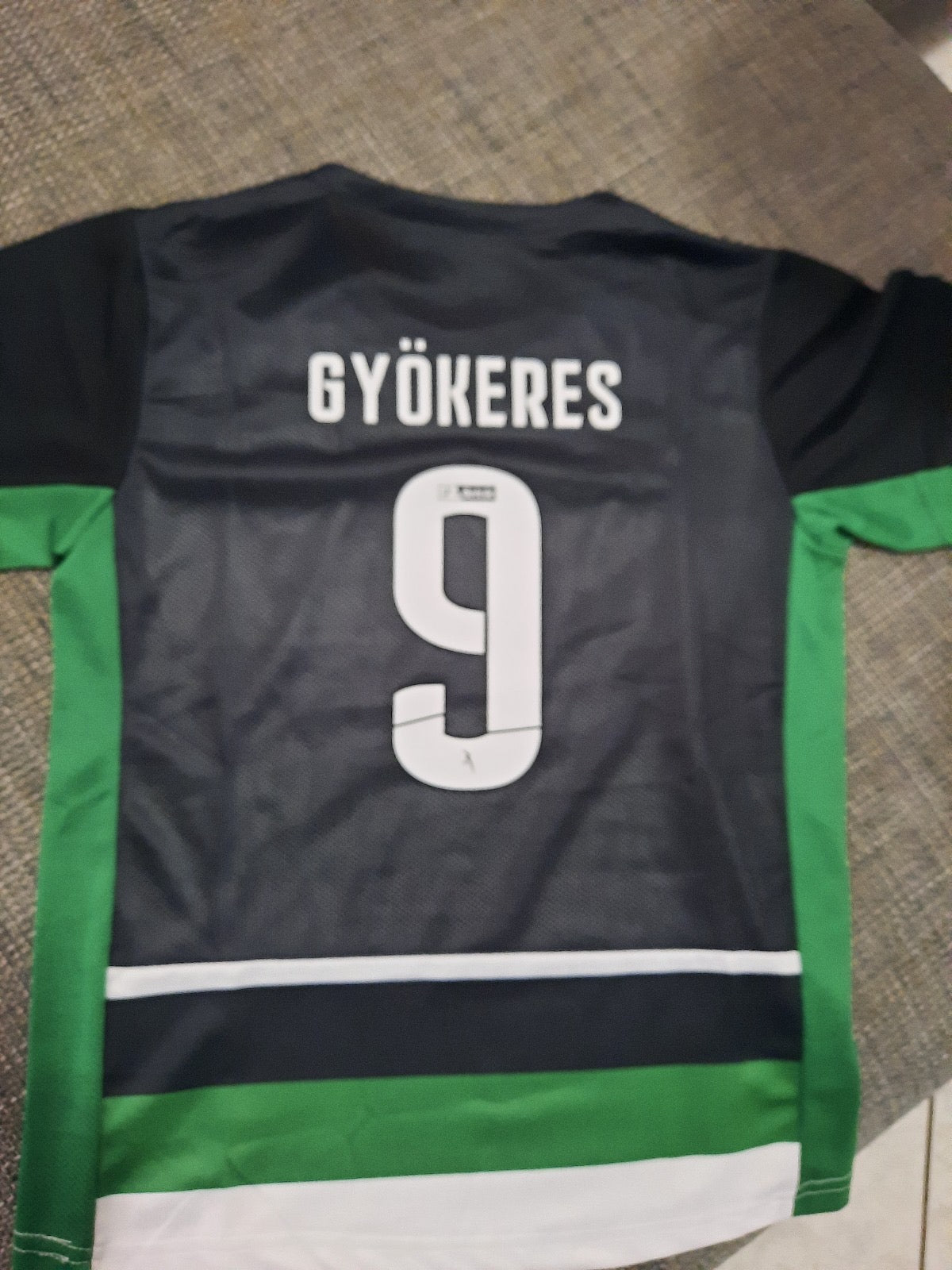 Kit Lisbona GYÖKERES 9 S PC