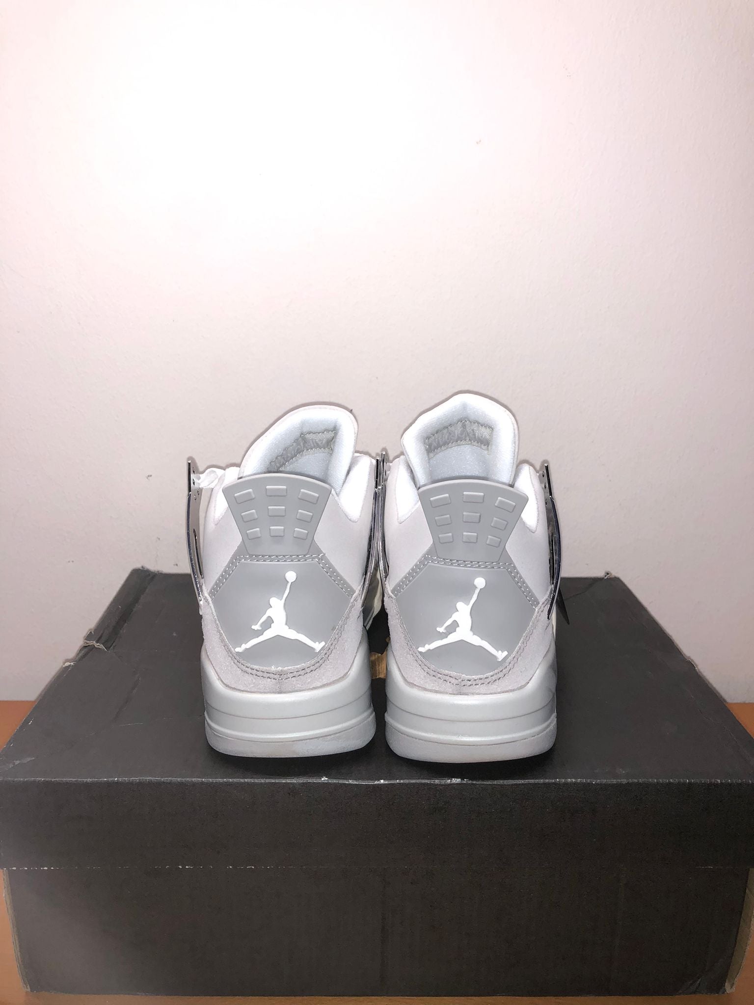 Air Jordan 4 Retro bianco e argento 38