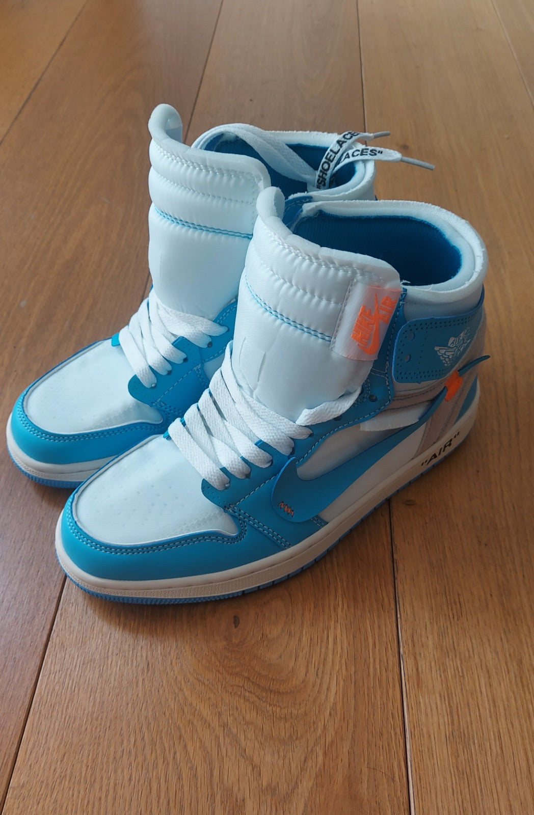 Air Jordan 1 Retro High "Off-White - UNC" sneakers 40 PC