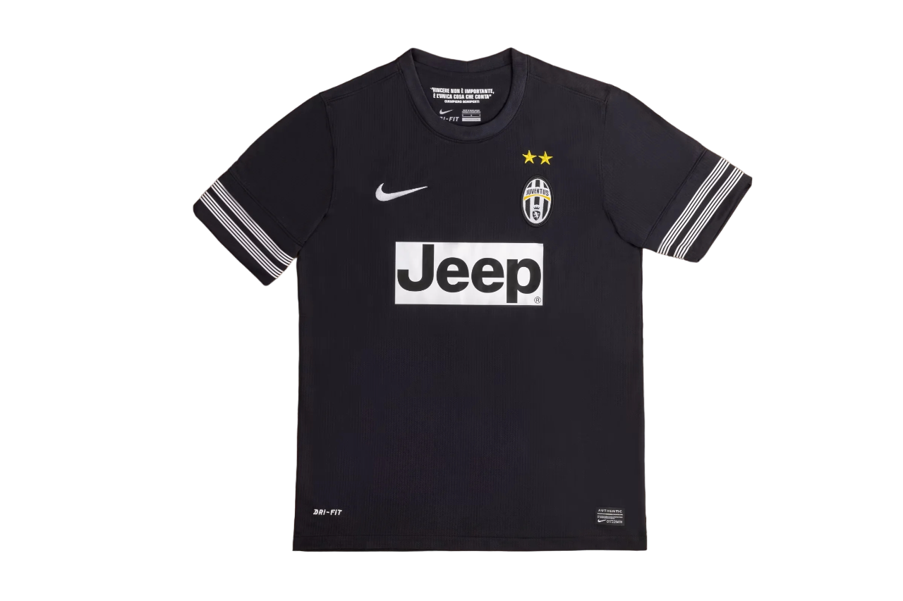 Juventus Away - 12/13 Vintage