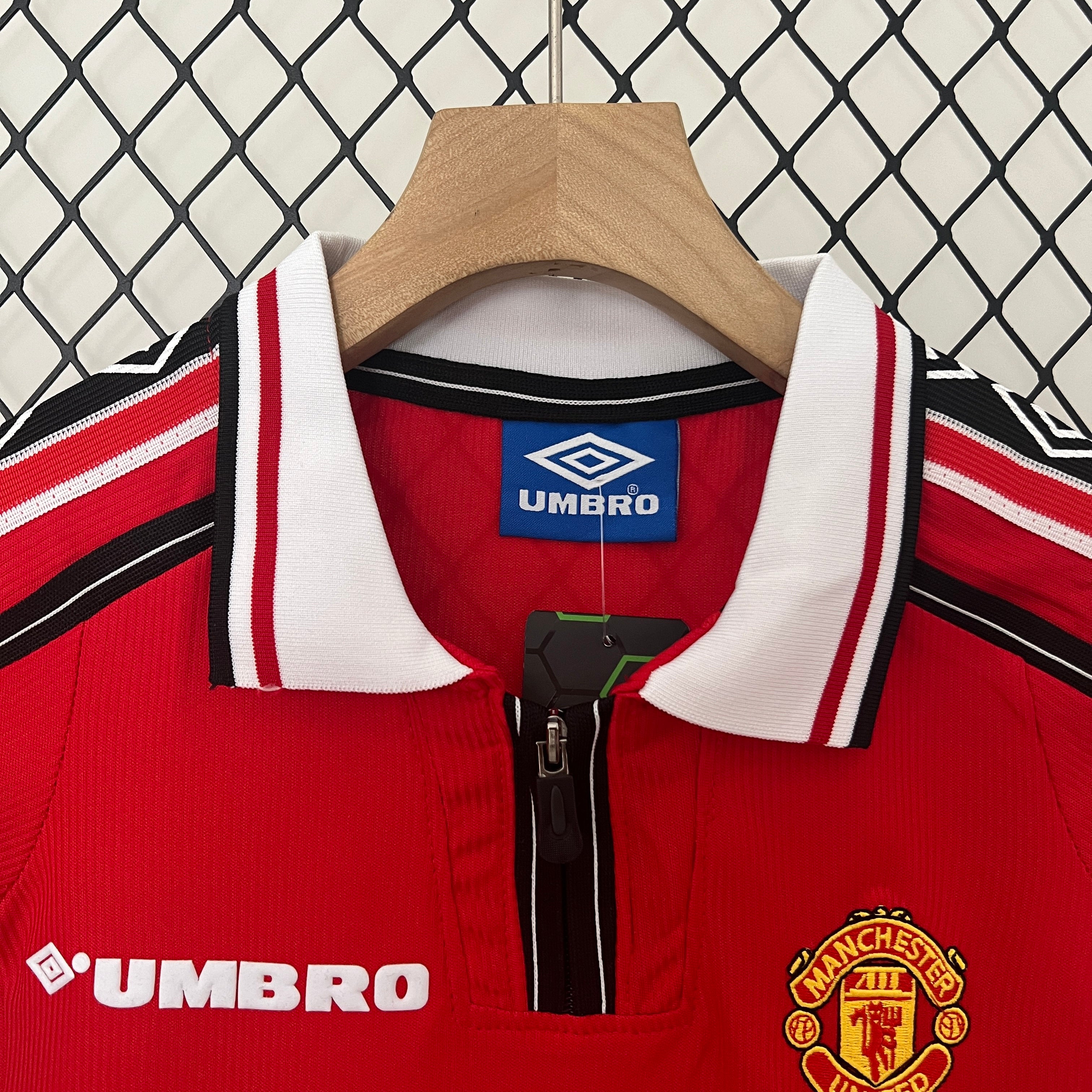 Kit Bambino - Manchester United 98/99