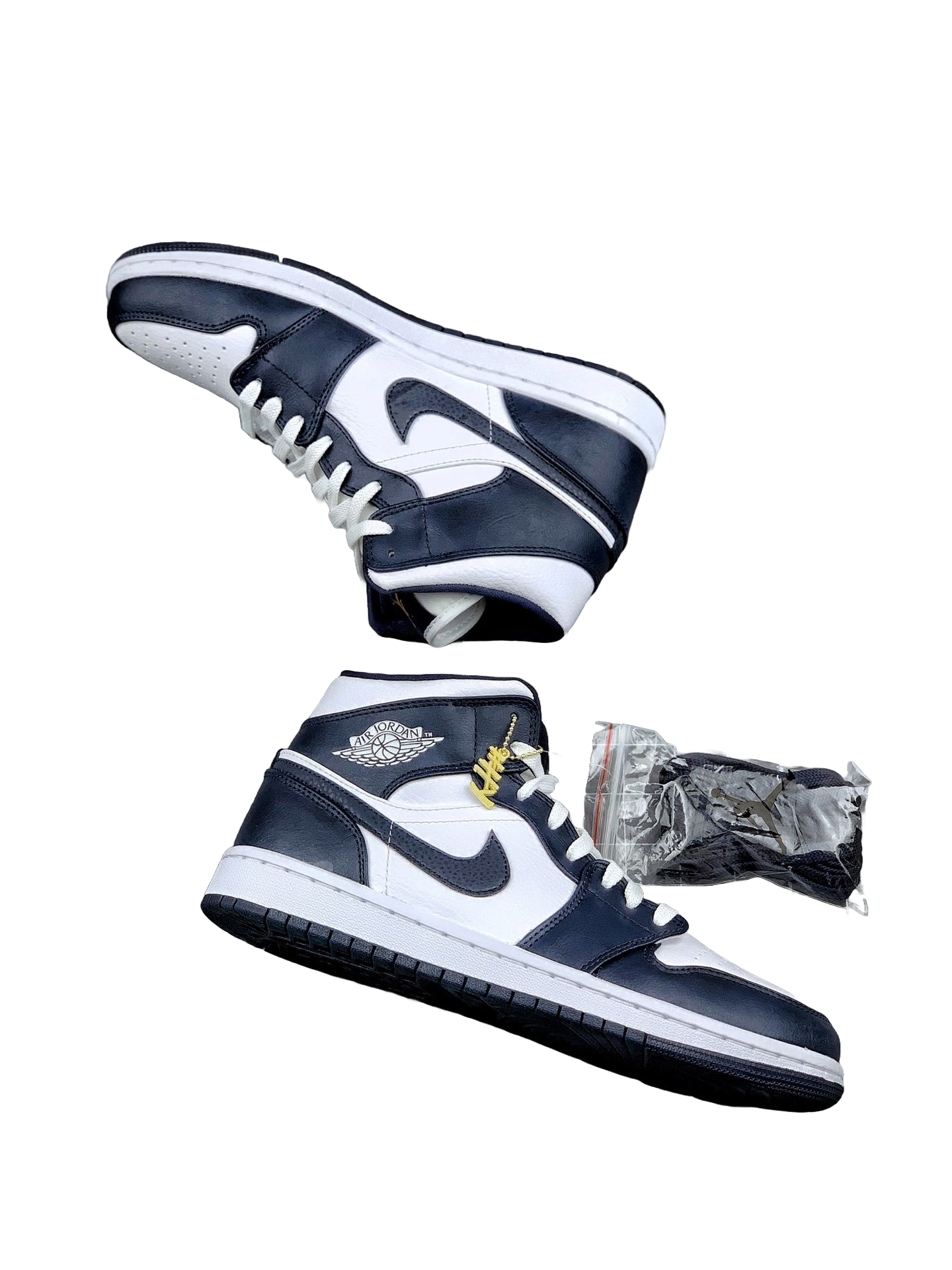 AIR JORDAN 1 MID WHITE/METALLIC GOLD-OBSIDIAN