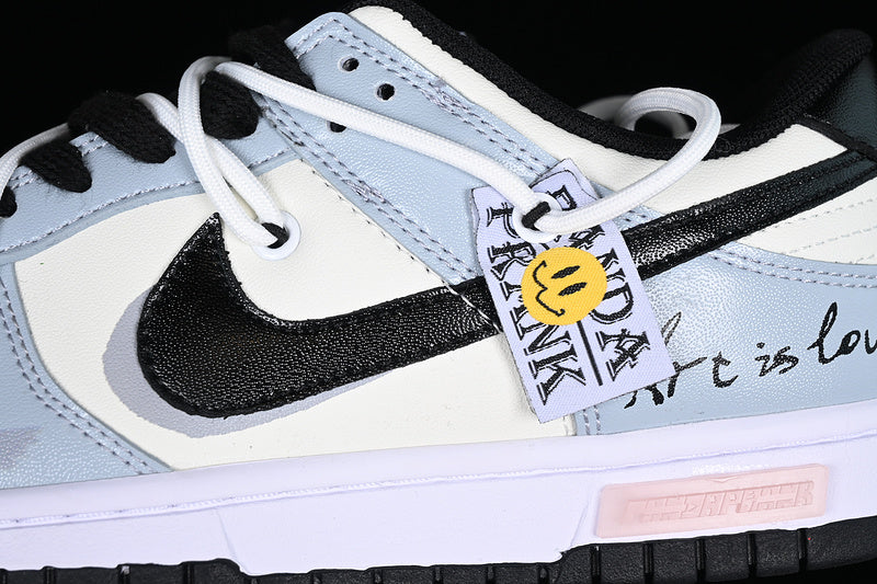 DUNK LOW WHITE/BLACK BLUE