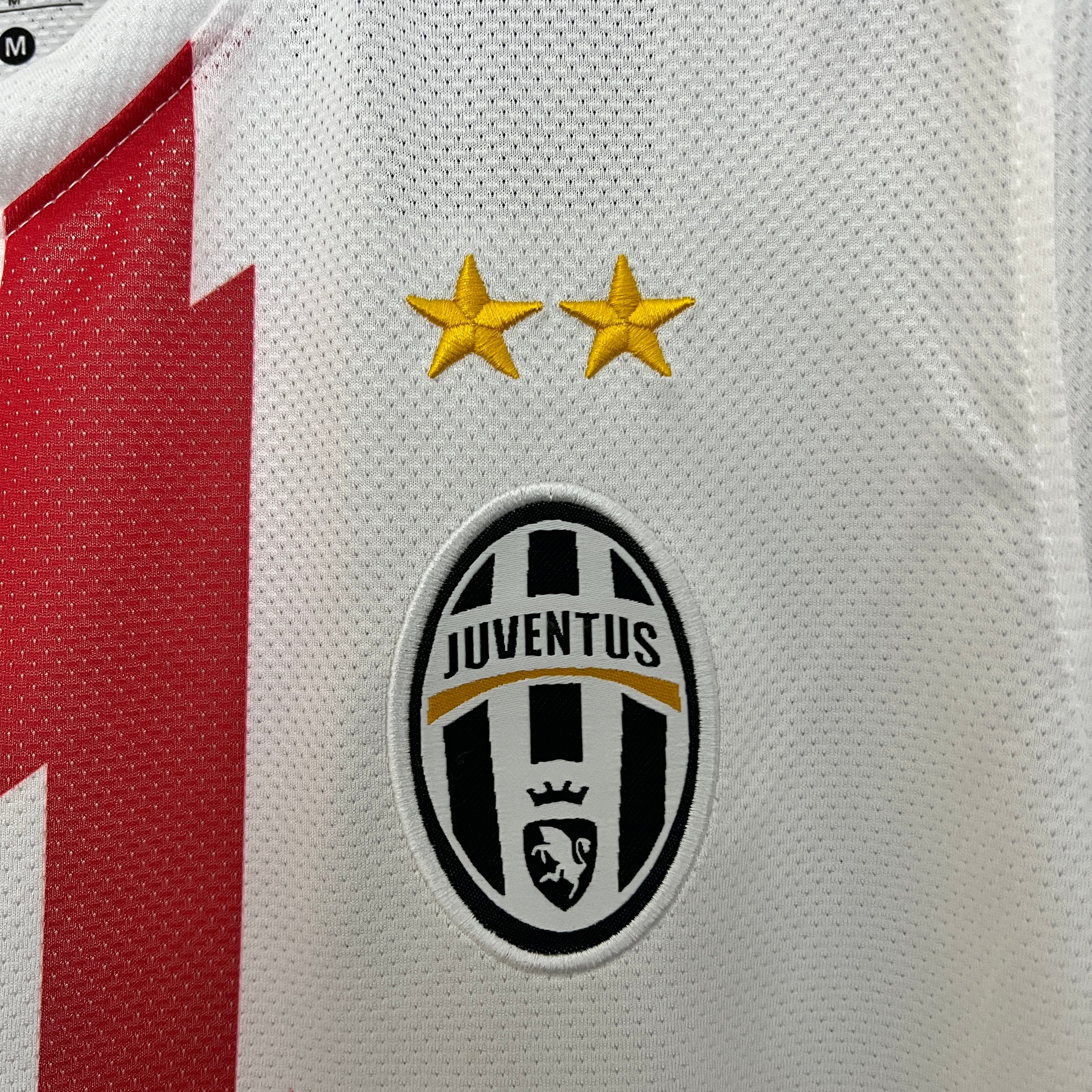 Juventus Away - 10/11 Vintage