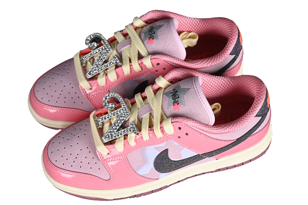 Nike Dunk Low - Barbie