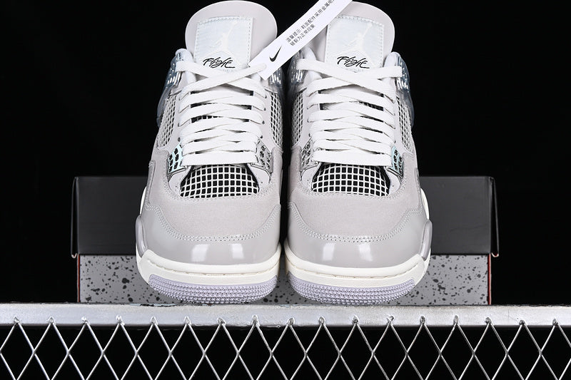 AIR JORDAN 4 RETRO FROZEN MOMENTS WHITE/GREY/SILVER