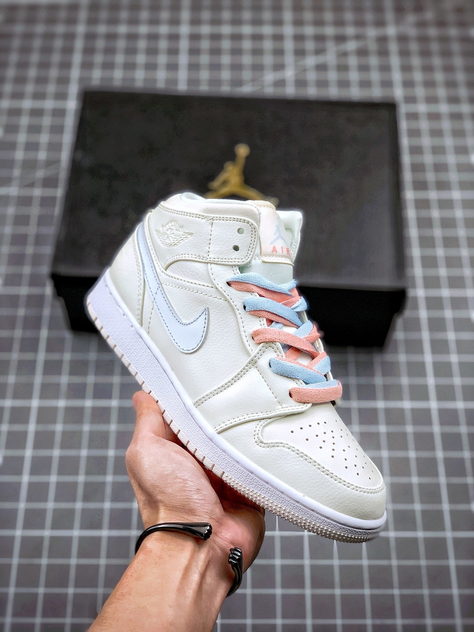 AIR JORDAN 1 MID SWOOSH PHANTOM/IGLOO-PURPLE RISE-BLUE TINT