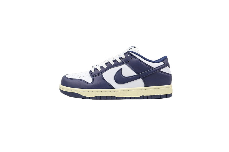 Nike SB Dunk Low