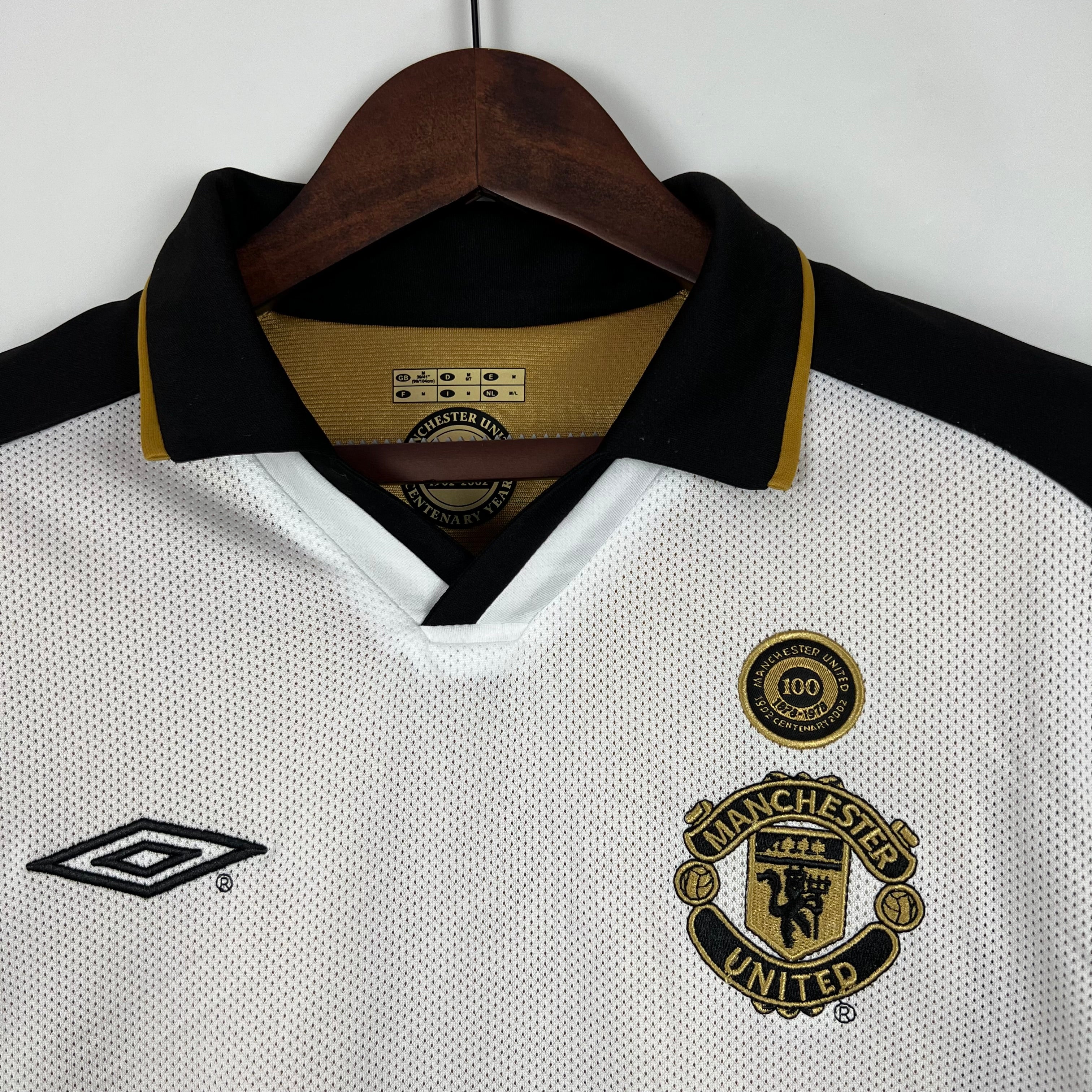 Manchester United 100th Anniversary Edition - 01/02 Vintage