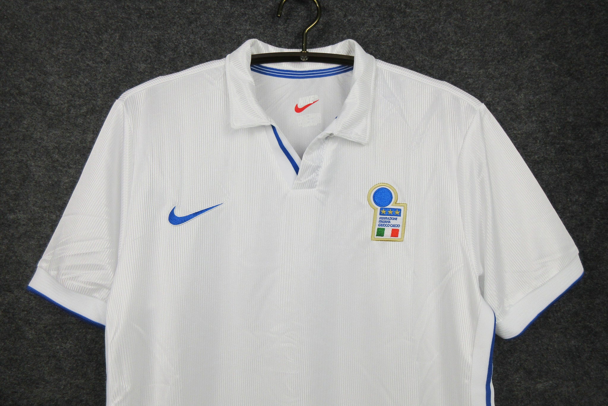 Italy 1998 Away Retro Shirt