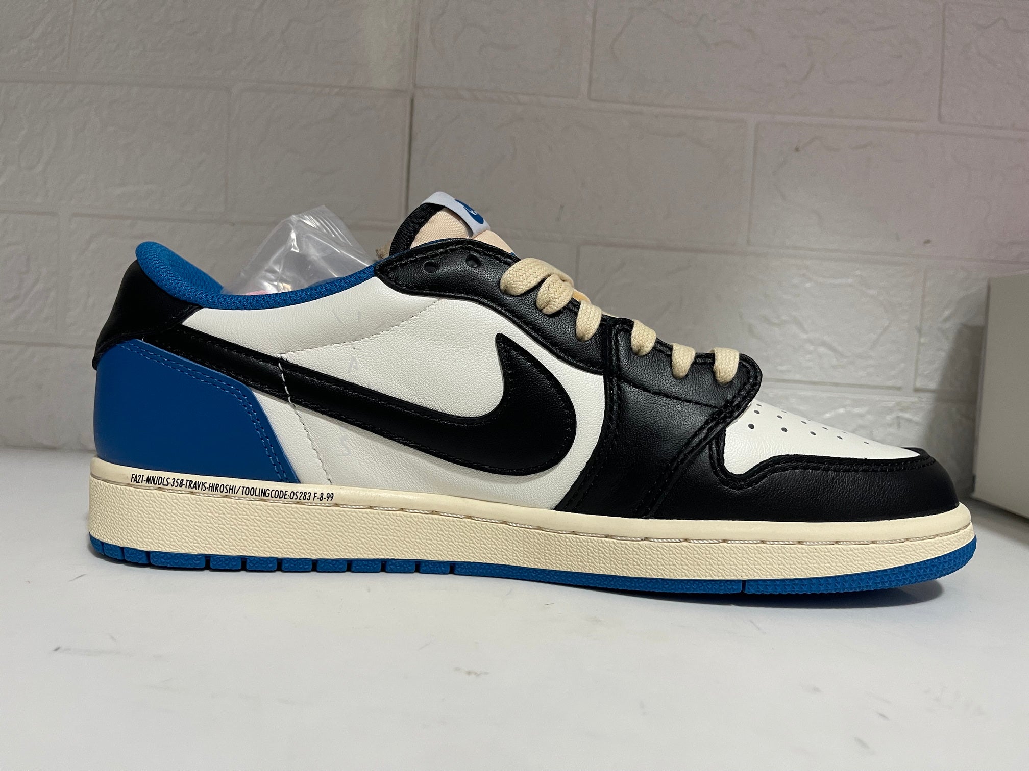 LJR AJ1 Low Fragment Travis Scott