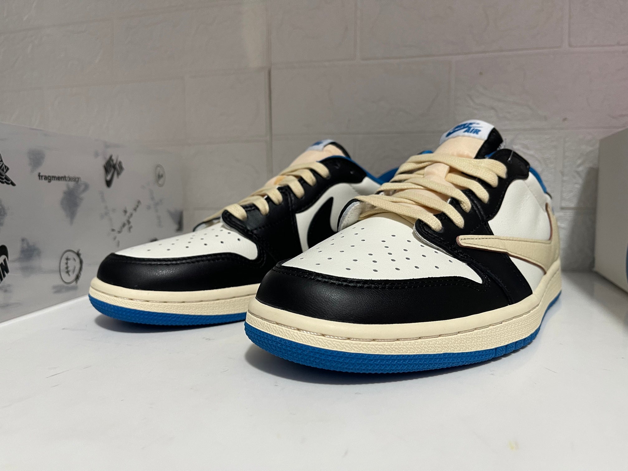 LJR AJ1 Low Fragment Travis Scott