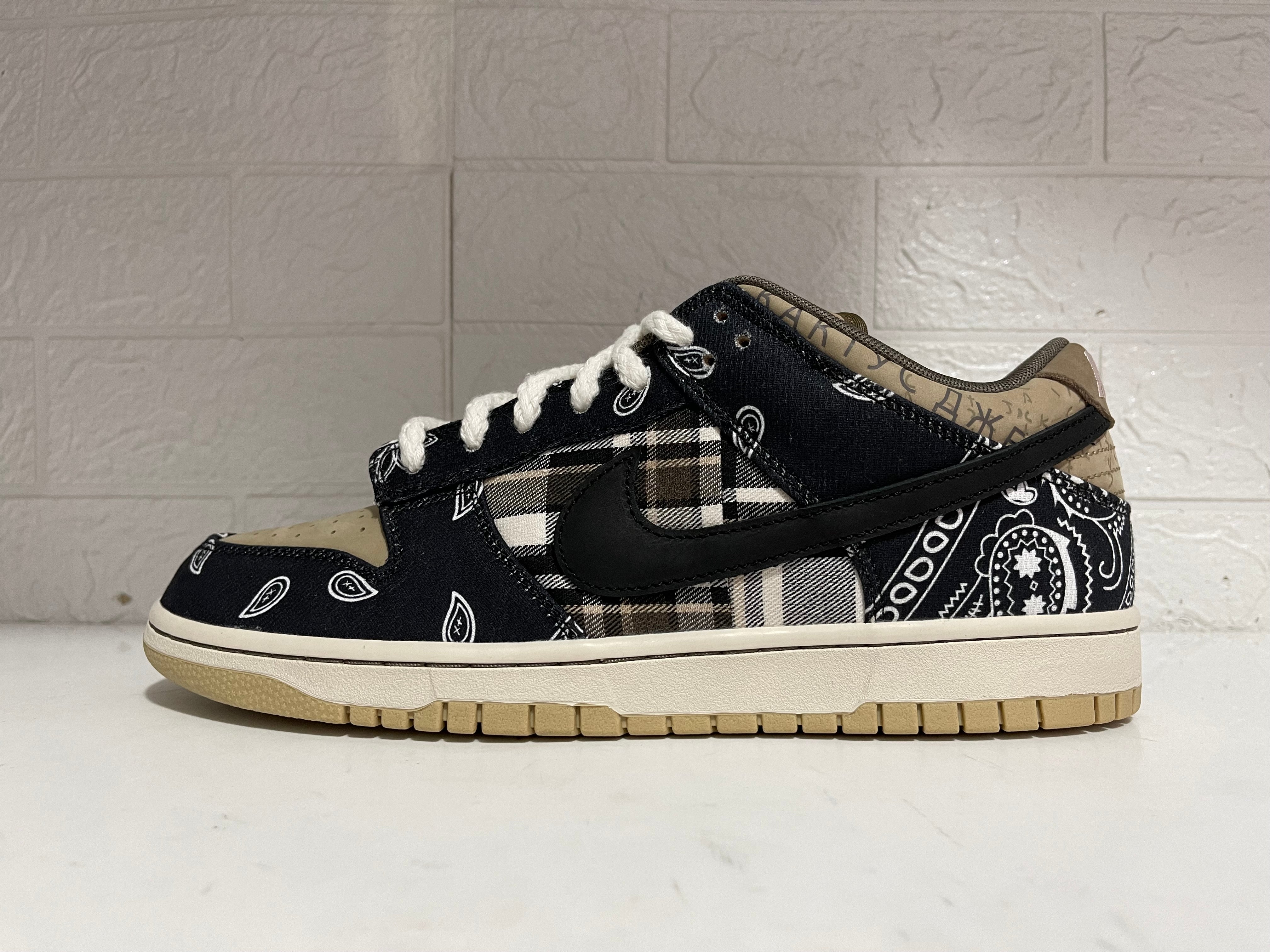 LJR SB Duck Low "Travis Scott"