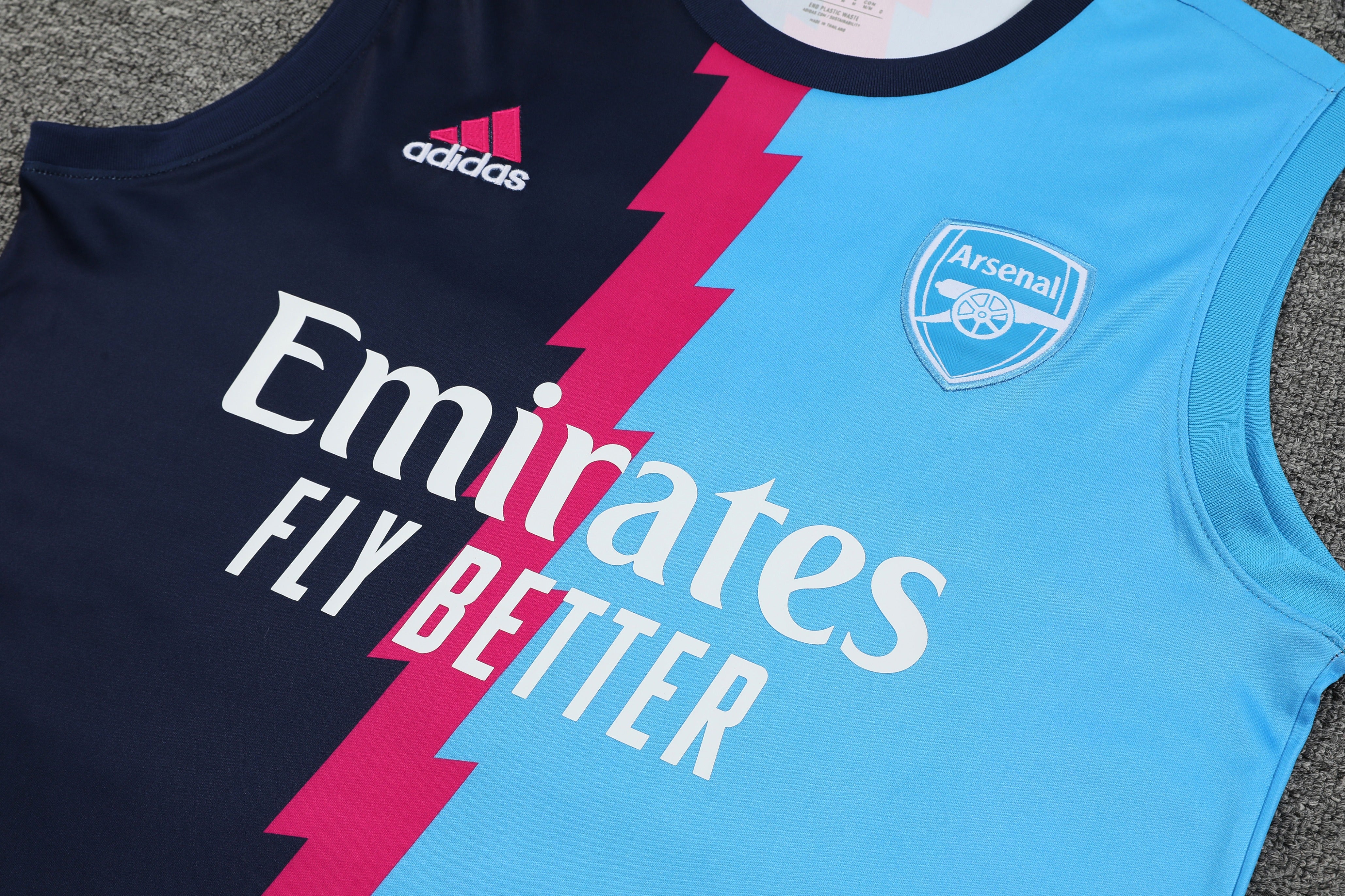 Arsenal - Tank Top + Shorts